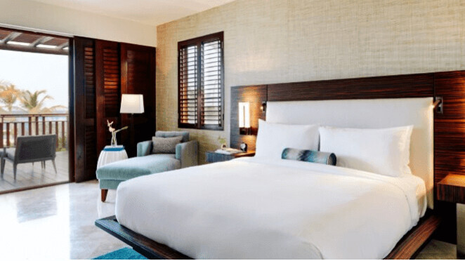 Beachfront Premium Suite